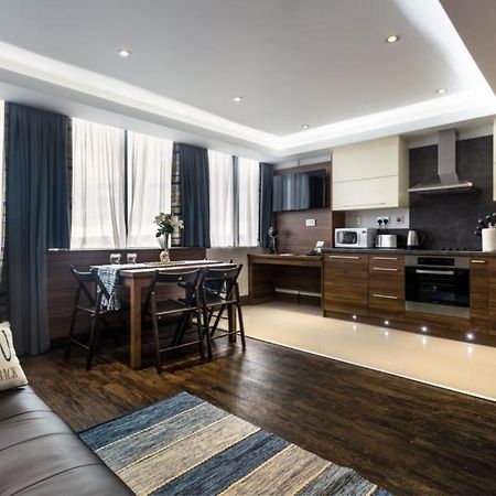 Livin' Serviced Apartments Γουάτφορντ Δωμάτιο φωτογραφία