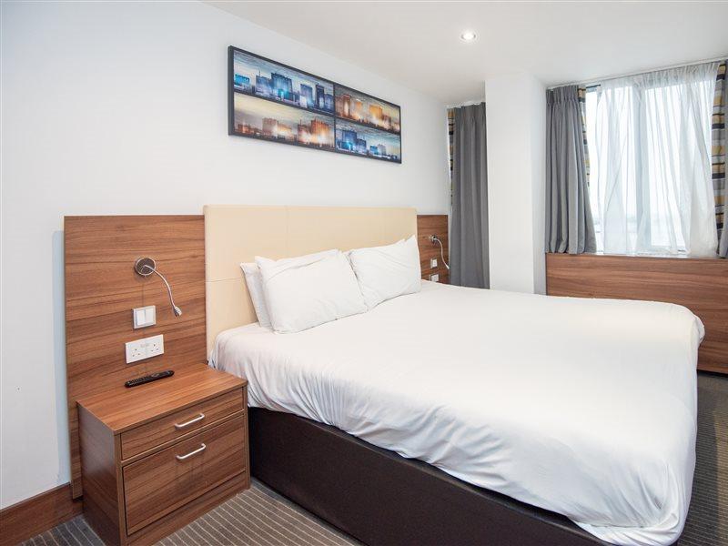 Livin' Serviced Apartments Γουάτφορντ Εξωτερικό φωτογραφία