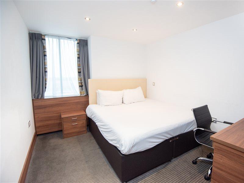 Livin' Serviced Apartments Γουάτφορντ Εξωτερικό φωτογραφία