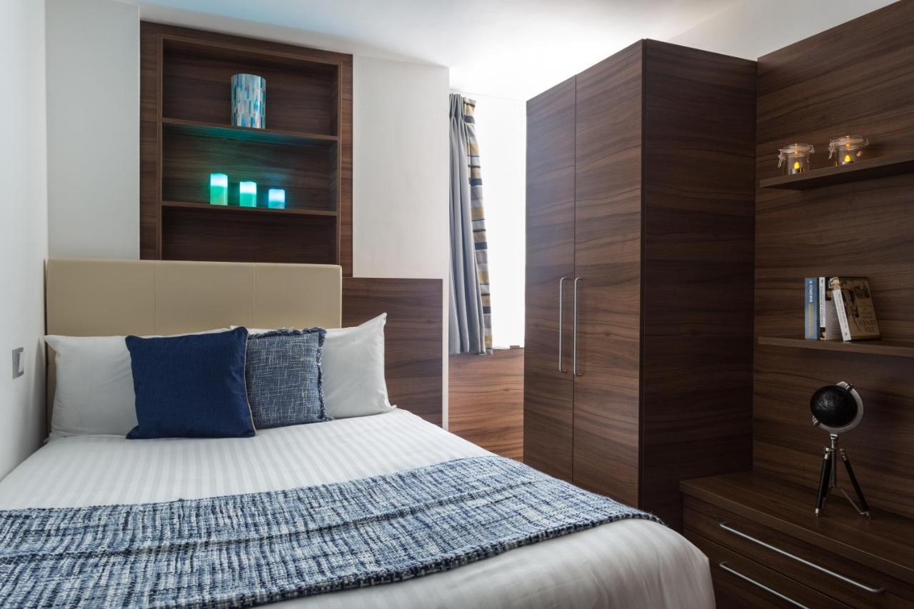 Livin' Serviced Apartments Γουάτφορντ Δωμάτιο φωτογραφία