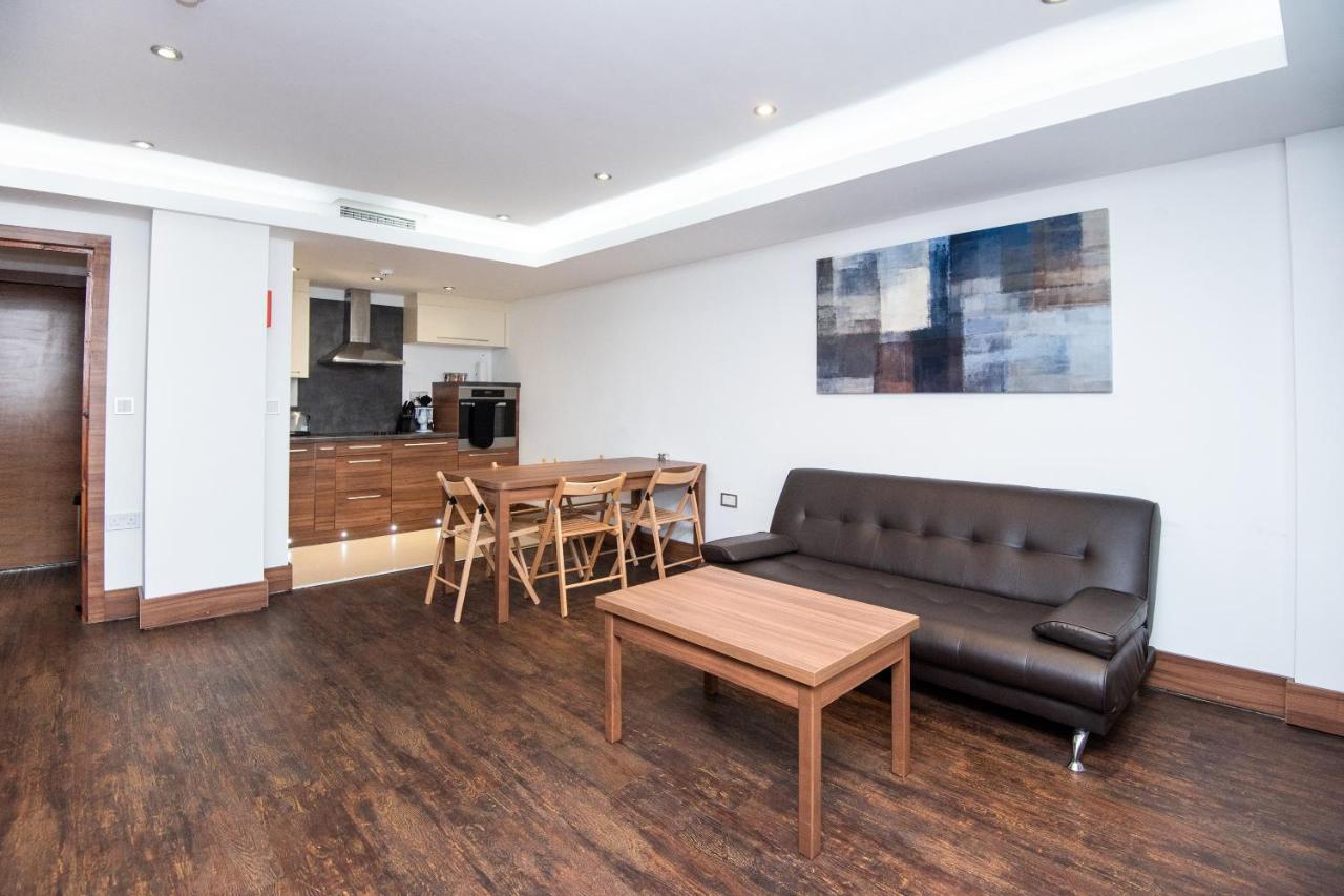 Livin' Serviced Apartments Γουάτφορντ Εξωτερικό φωτογραφία